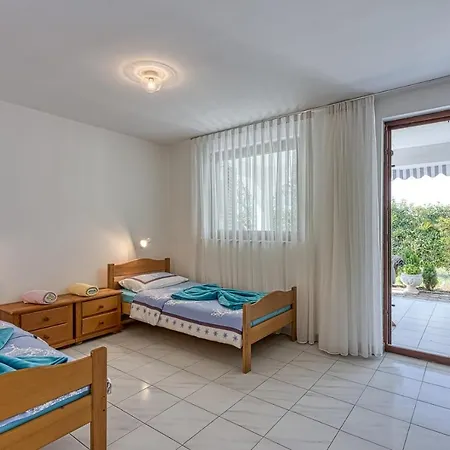 Kiki Spada 3* Porec